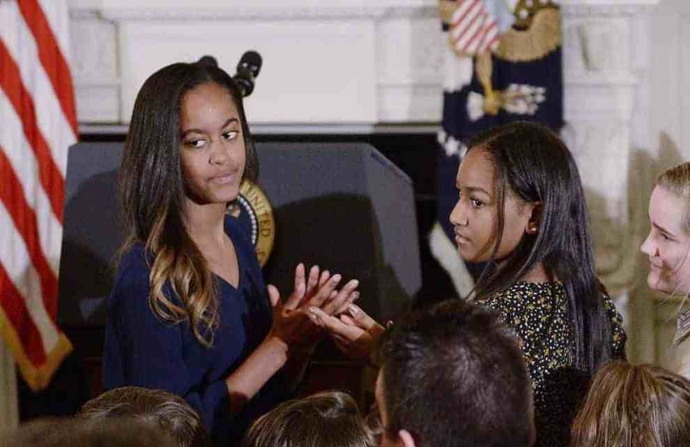 Sasha and Malia Obama