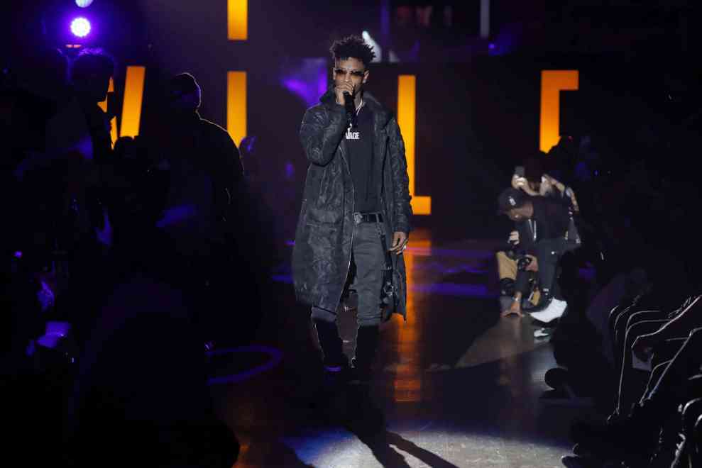 21 Savage performing