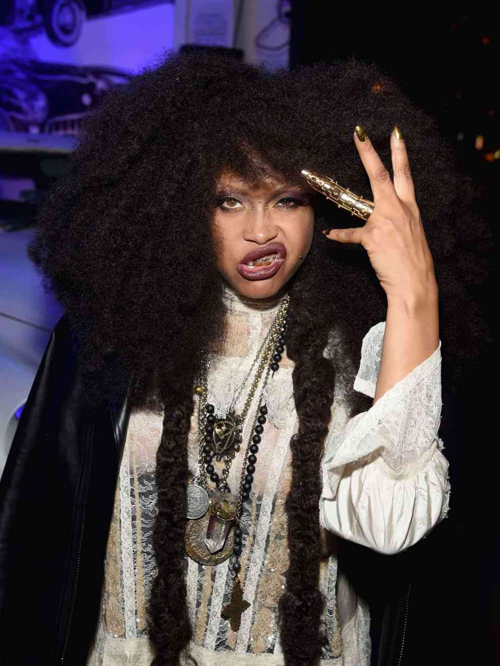 Erykah Badu making a face