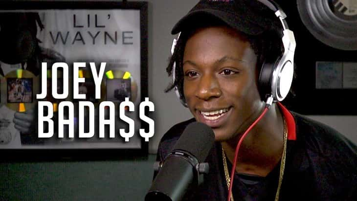 Joey Bada$$ in Hot 97 studie