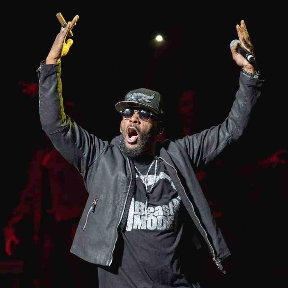 R. Kelly performs at The Bass Concert Hall on March 3