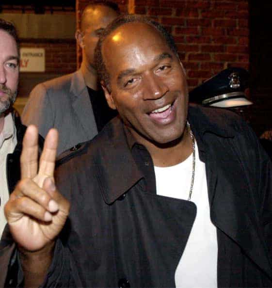 o.j. simpson giving peace sign