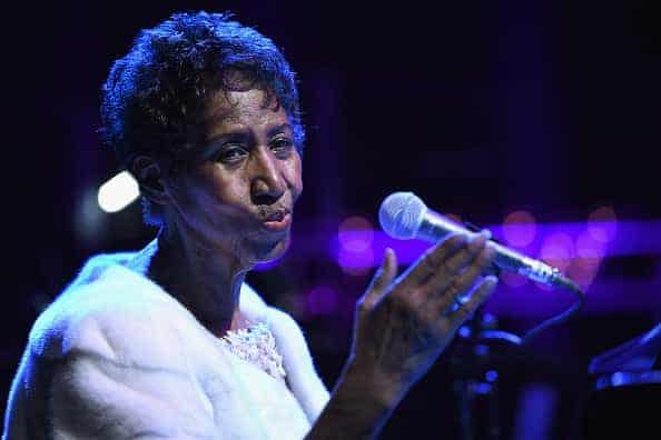 Aretha Franklin performing