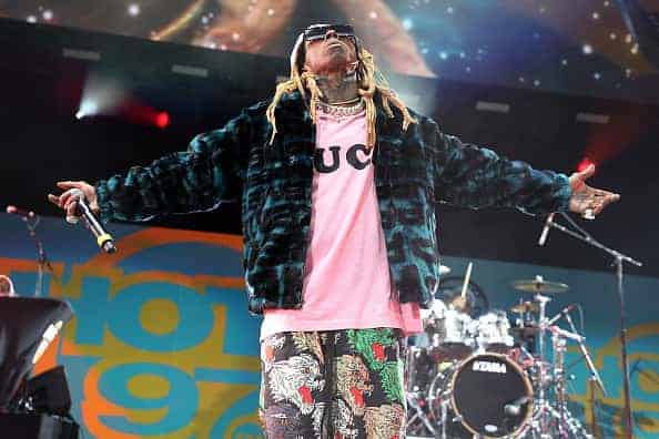 Lil Wayne performs