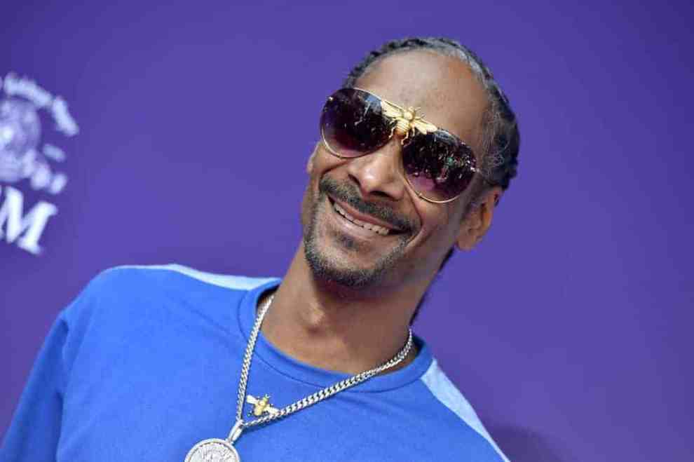 Snoop Dogg wearing blue