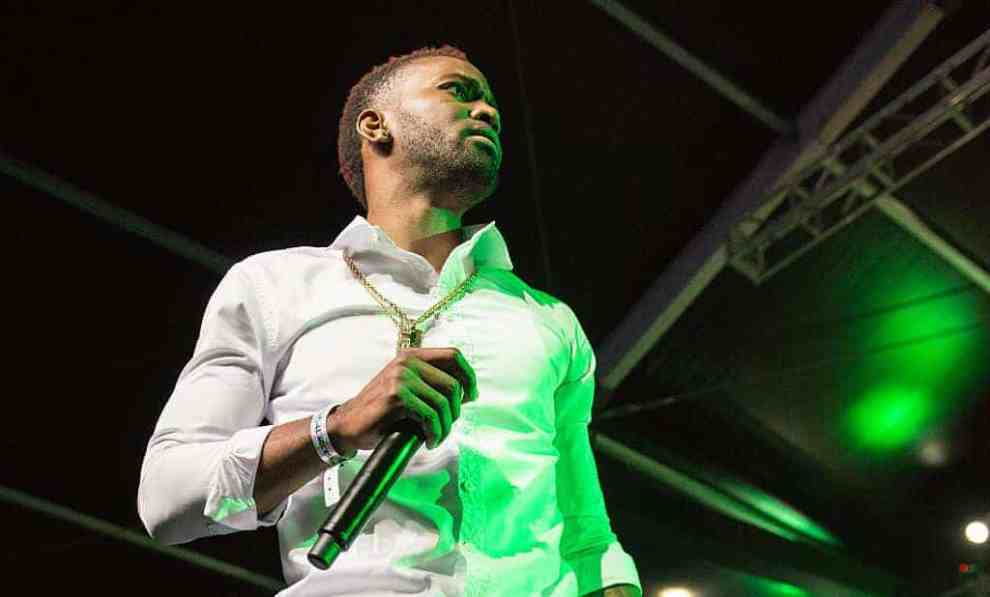Konshens performs at HOT 97s "On Da Reggae & Soca Tip 2015"