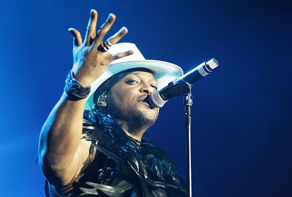 D'Angelo performs live for fans at the 2016 Byron Bay Bluesfest on March 24