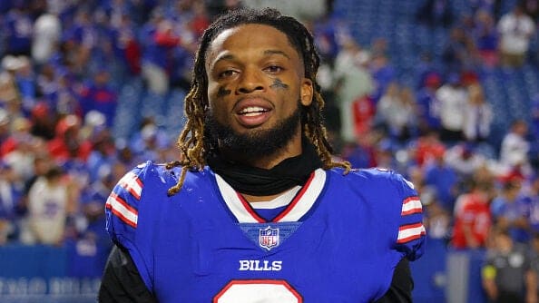 Buffalo Bills Player Damar Hamlin Is Now Breathing On His Own