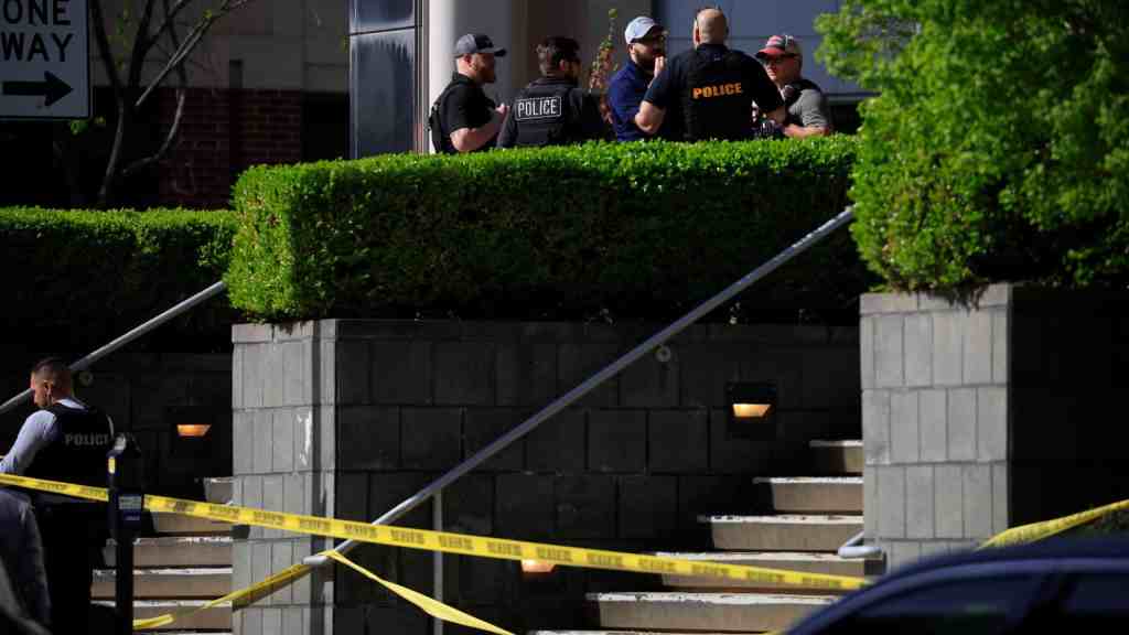 Mass Shooting At Louisville Bank Leaves Five Dead And Eight Injured