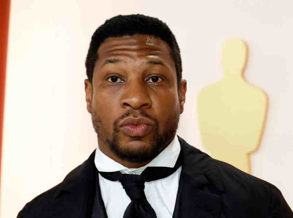 HOLLYWOOD, CALIFORNIA - MARCH 12: Jonathan Majors attends the 95th Annual Academy Awards on March 12, 2023 in Hollywood, California.