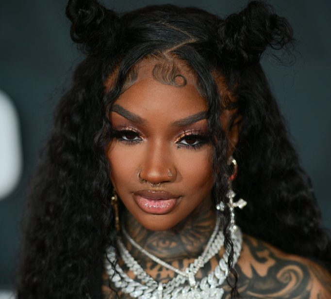 Enchanting attends BET Hip Hop Awards 2022 on September 30, 2022 in Atlanta, Georgia.