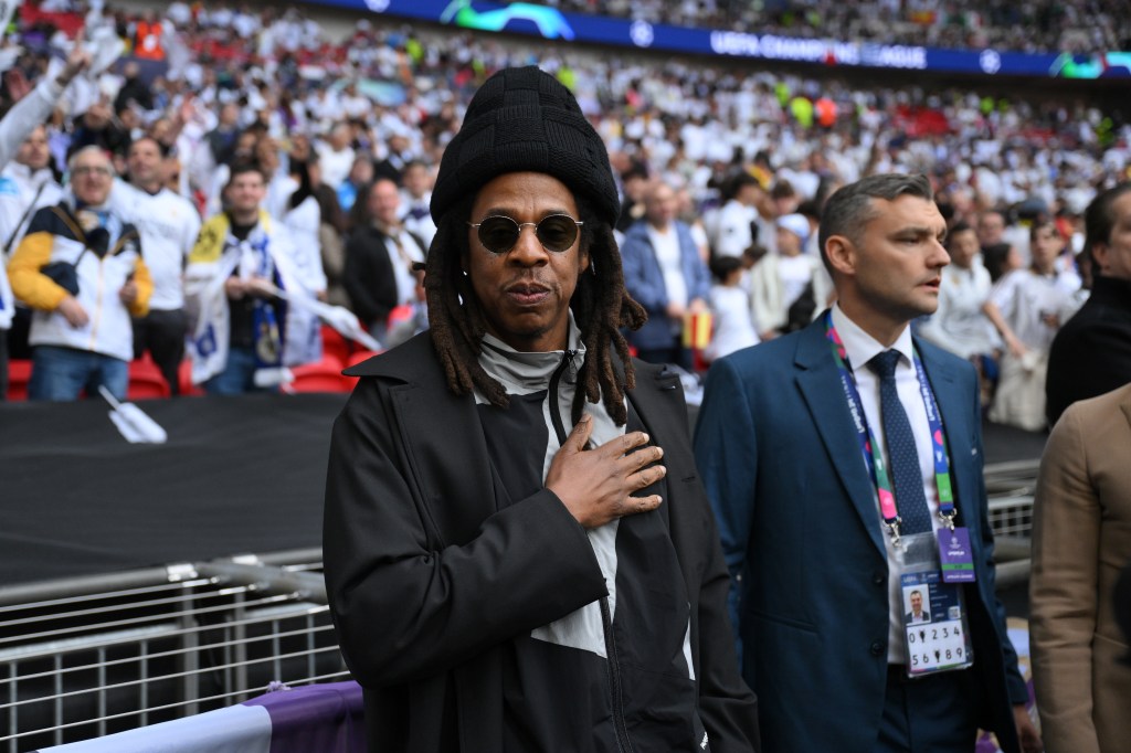 Detective Resigns After Stealing JAY-Z’s Champagne