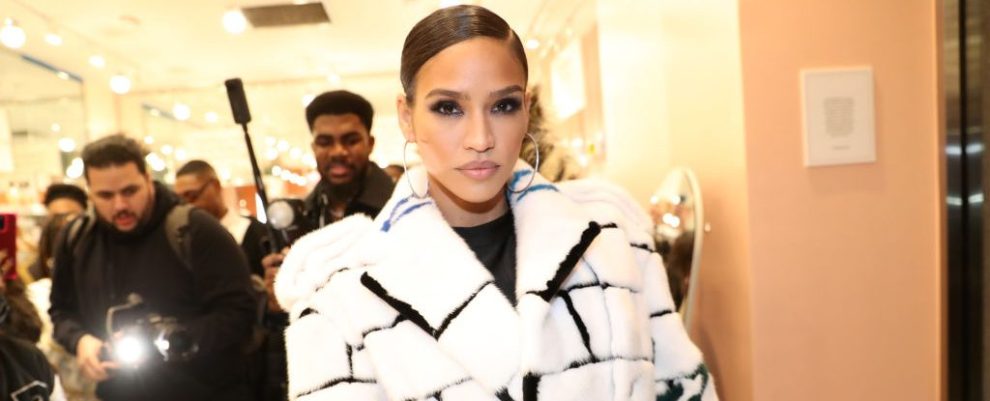 Singer-Songwriter Cassie attends Buttah Skin By Dorion Renaud Holiday Pop-Up on December 14, 2022 in New York City.