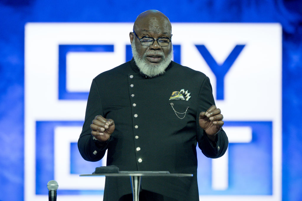 T.D. Jakes Gives An Update Following Health Emergency
