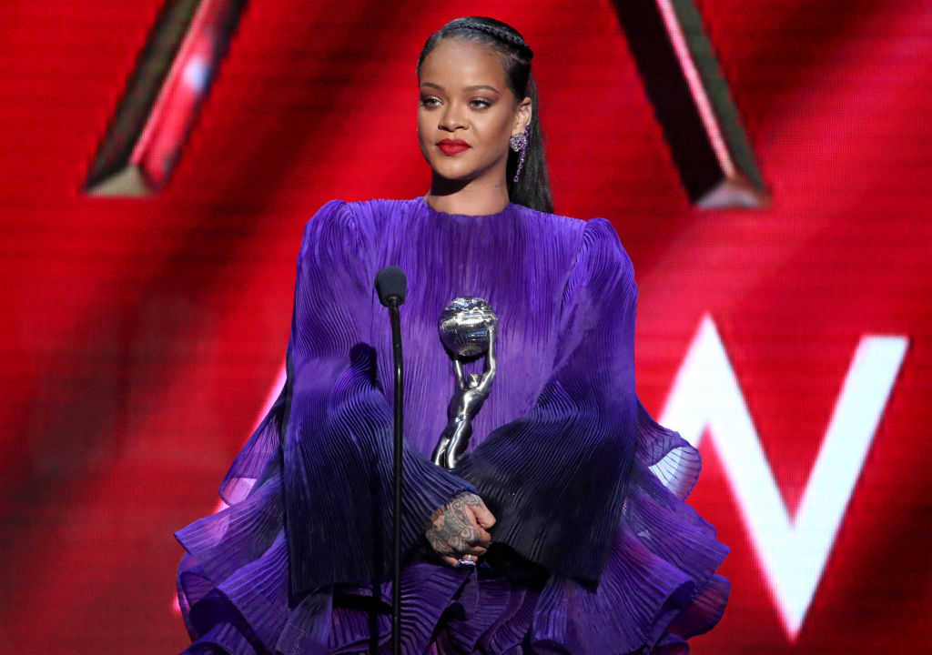 Rihanna Appears to Throw Subtle Jab at Drake Over ‘Corny’ Love Songs