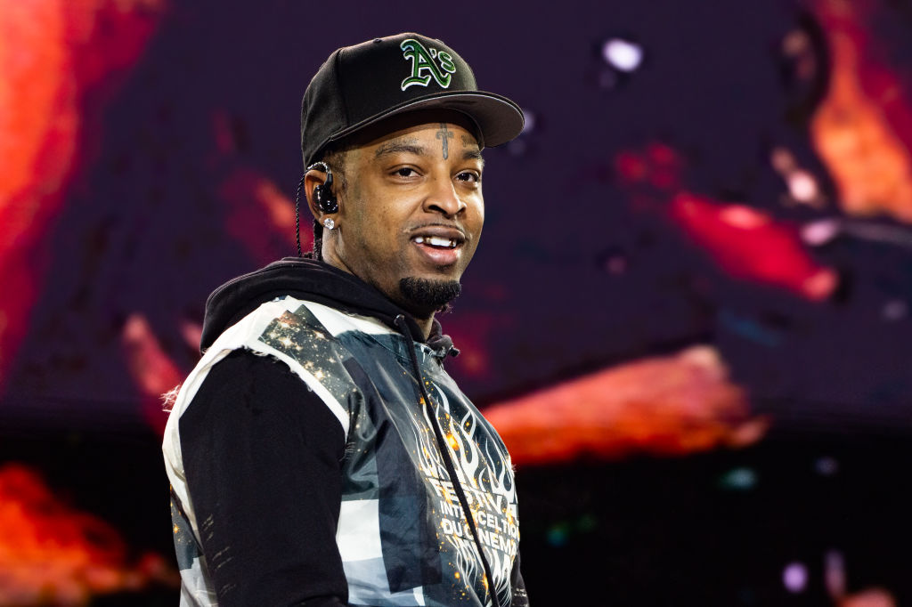 21 Savage To Drake: “Drop The Album Dog”