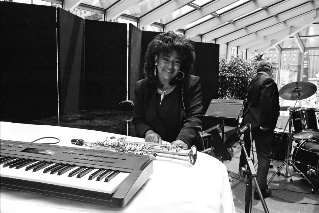 Sylvia Robinson: The Harlem Visionary Who Built Hip-Hop’s Foundation