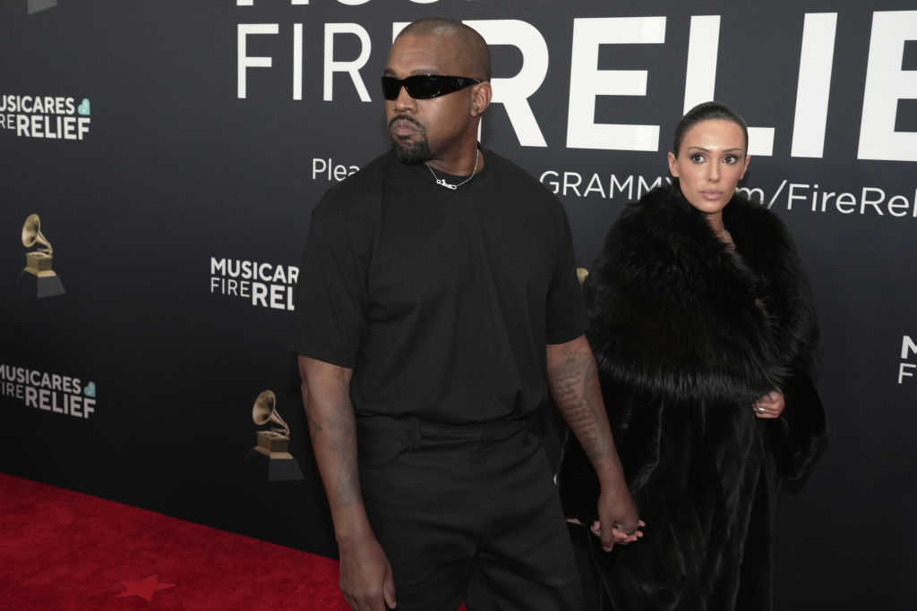 Kanye West’s Wife Stirs Controversy in Nude Grammys Look, But Weren’t Escorted Out