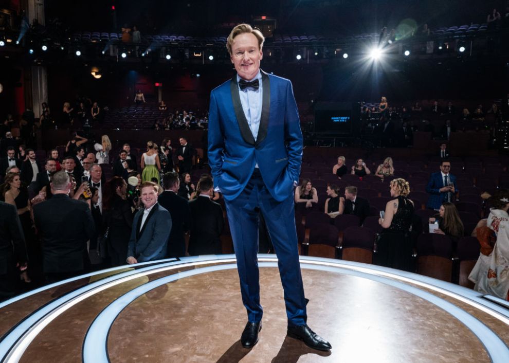 HOLLYWOOD, CALIFORNIA - MARCH 02: (EDITORIAL ONLY, NO BOOK COVERS) Conan O'Brien attends the 97th Annual Oscars at Dolby Theatre on March 02, 2025 in Hollywood, California.