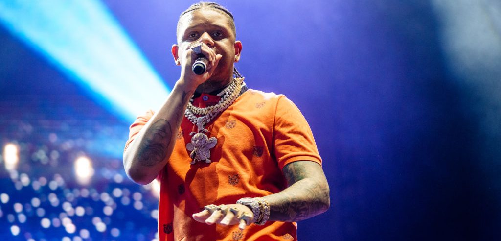 Yella Beezy Trolls Gillie Da Kid After Cowboys Win: “Gimme $$$, Need To Pay My Lawyers”