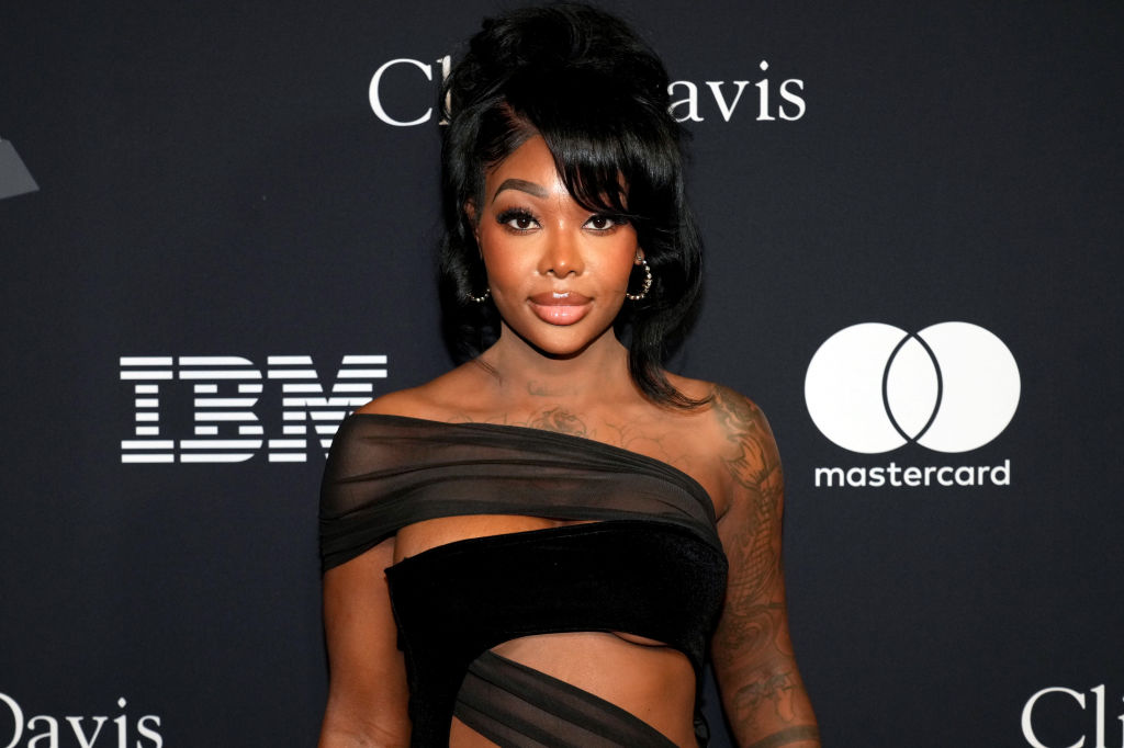 Summer Walker Says She ‘Almost Died’ During Childbirth