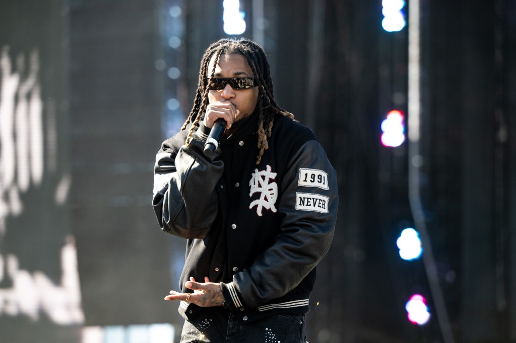 Drake Shows Love To DDG Amid Low Sales