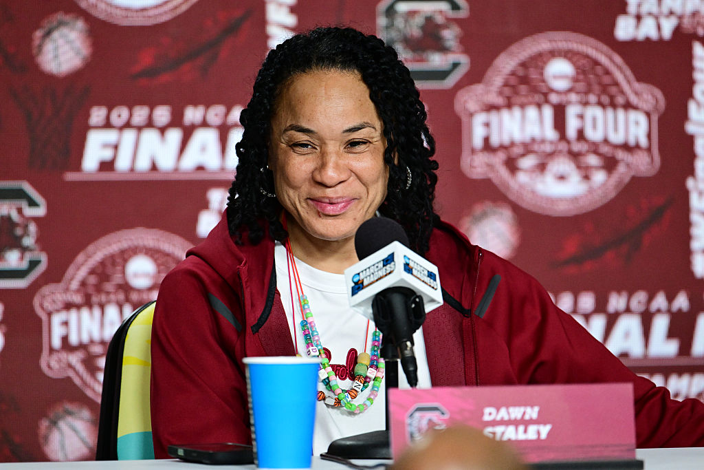 Dawn Staley Honored With Statue In South Carolina