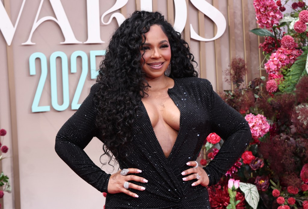 Ashanti Pumped Milk For Son KK Just Before BET Performance