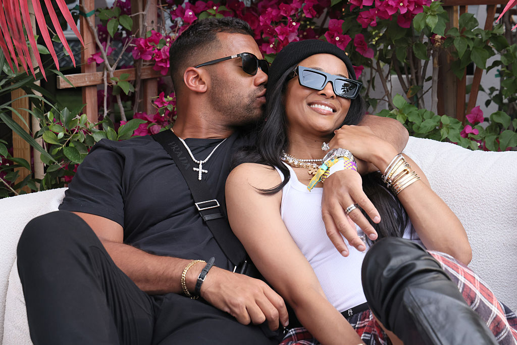 Russell Wilson Celebrates Anniversary With Ciara With Sweet Note