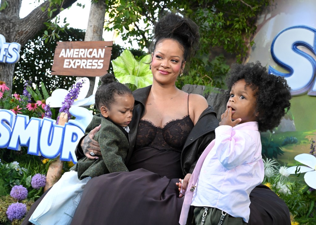 Rihanna Hits Blue Carpet With Sons, RZA & Riot