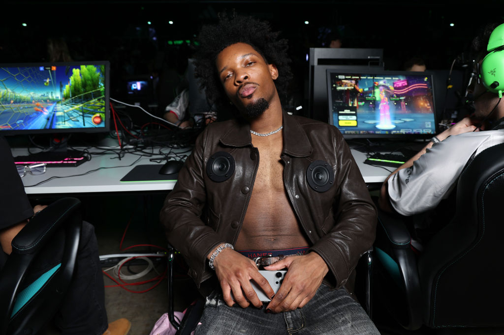 Interscope Halts D4vd’s Deluxe Album Amid Murder Investigation