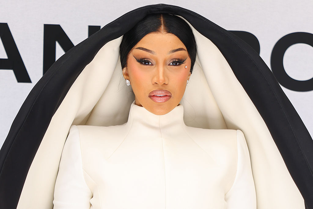 Cardi B Addresses Fans Comments That She Left A Cheater For Another Cheater