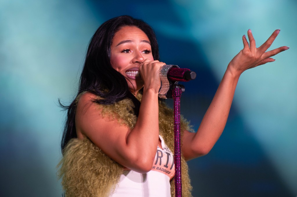 Mariah The Scientist Earns First No. 1 With “Hearts Sold Separately”