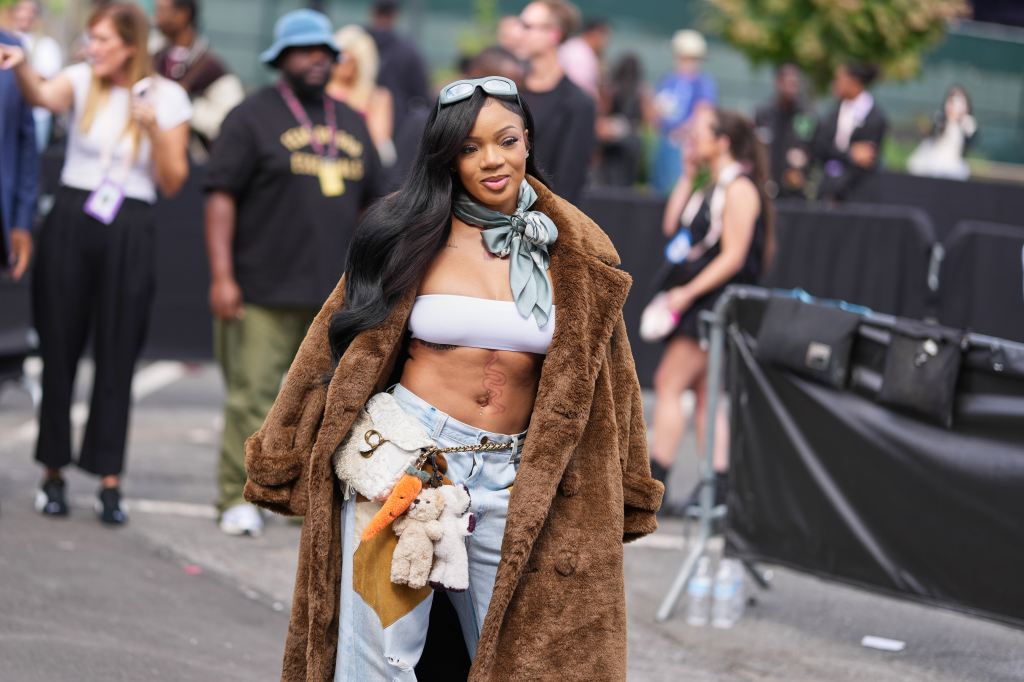 GloRilla Shows Off Her Love For Brandon Ingram