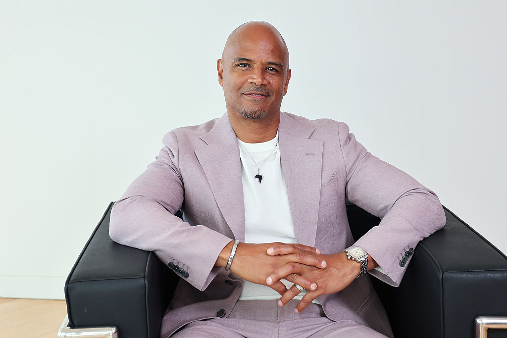 ‘Cosby’ Actor Blasted For Laughing At Jason Williams’ Klay Thompson & Megan Thee Stallion Remarks